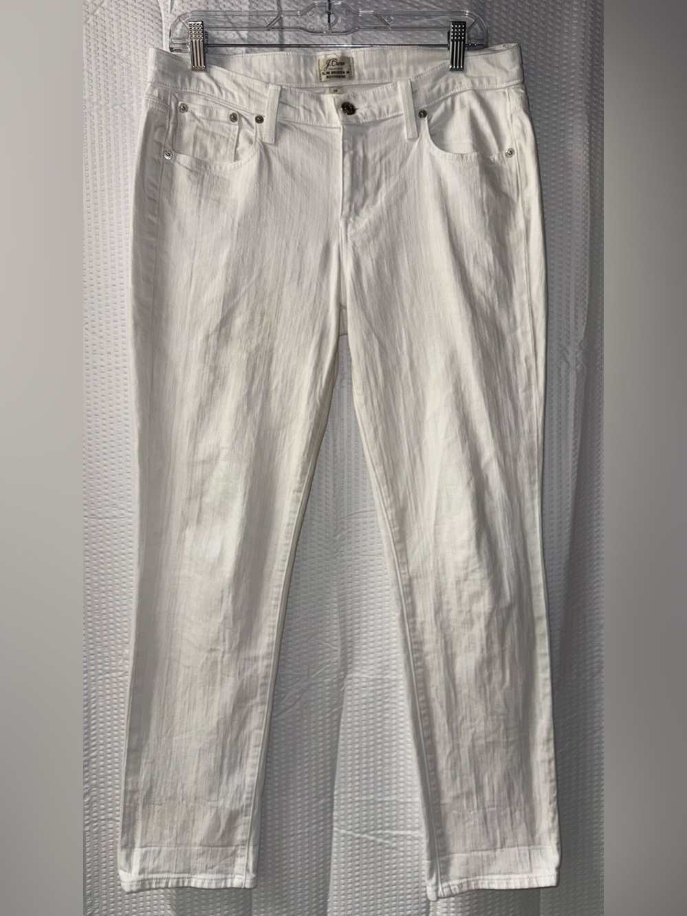 Crew white slim broken-in boyfriend jeans size 28
